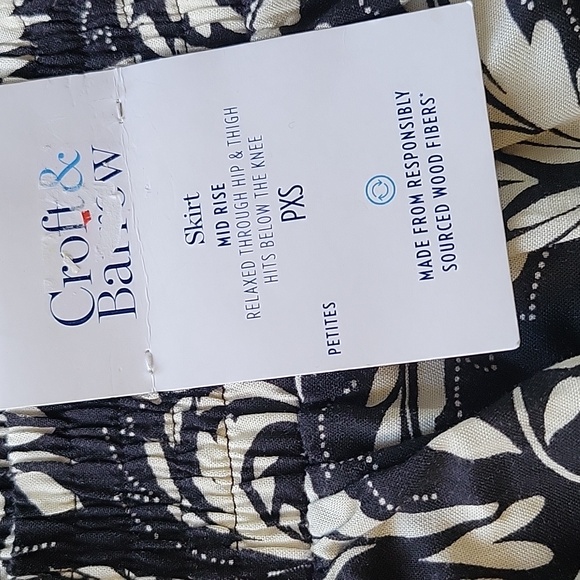 SALE NWT Croft & Barrow Black Deco Palm Print Skirt Tropical Floral Rayon PXS - Picture 8 of 12
